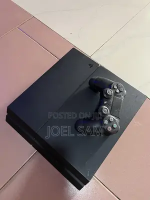 PS4 Console