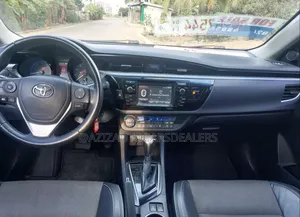 Toyota Corolla S Plus 4dr Sedan (1.8L 4cyl CVT) 2016 Black