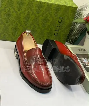 Premium GUCCI Luxury Patent Leather Loafers (Brown)