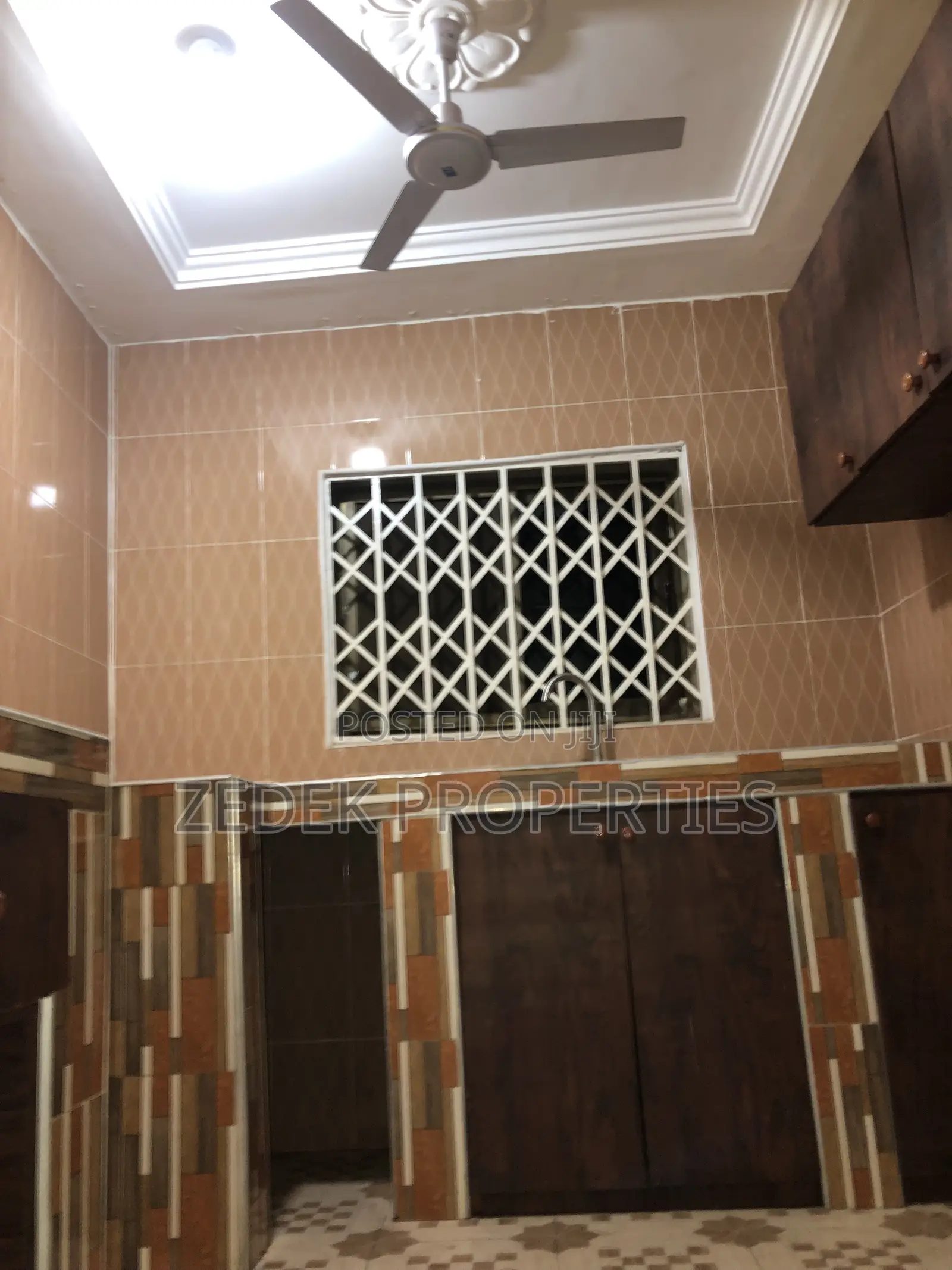 2bdrm Apartment in Kwabenya Acp for rent