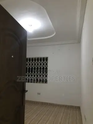 2bdrm Apartment in Kwabenya Acp for rent