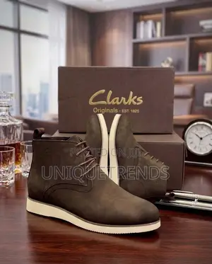 Original CLARKS Men's Executive Casual Ankle Boots (Brown)
