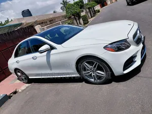 Mercedes-Benz E300 2018 White