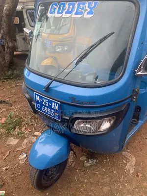 TVS King Deluxe Plus iTouch Start 2025 Blue