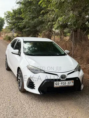 Toyota Corolla 2017 White