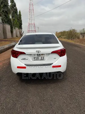 Toyota Corolla 2017 White