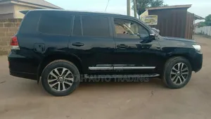 Toyota Land Cruiser 2015 Black