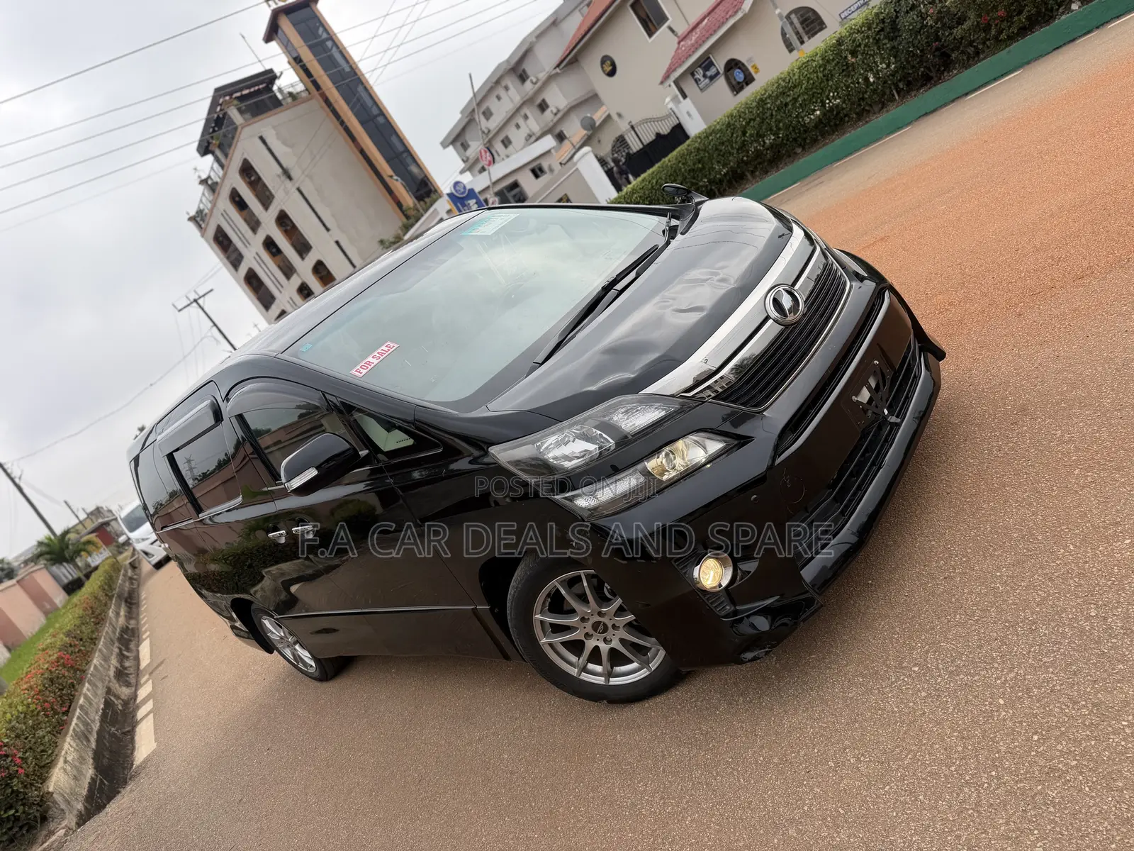 Toyota Vellfire V 2.4 4WD 7-Seater 2014 Black