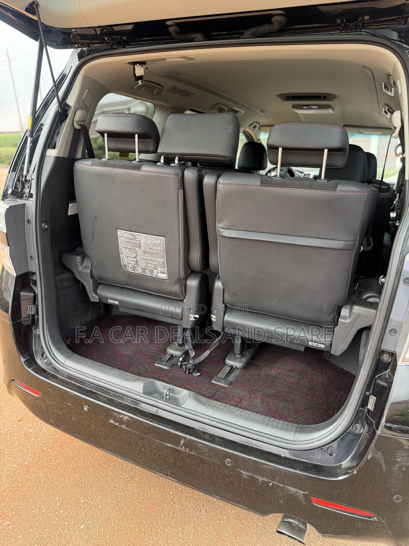 Toyota Vellfire V 2.4 4WD 7-Seater 2014 Black