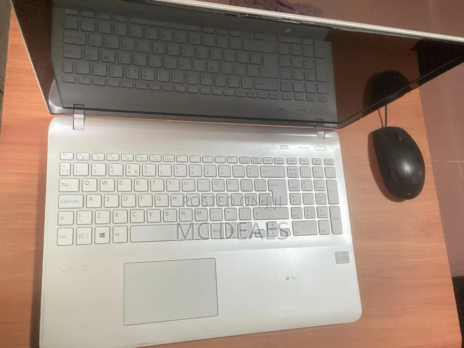 Laptop Sony VAIO SVE1511AEN 8GB Intel Core i5 HDD 500GB
