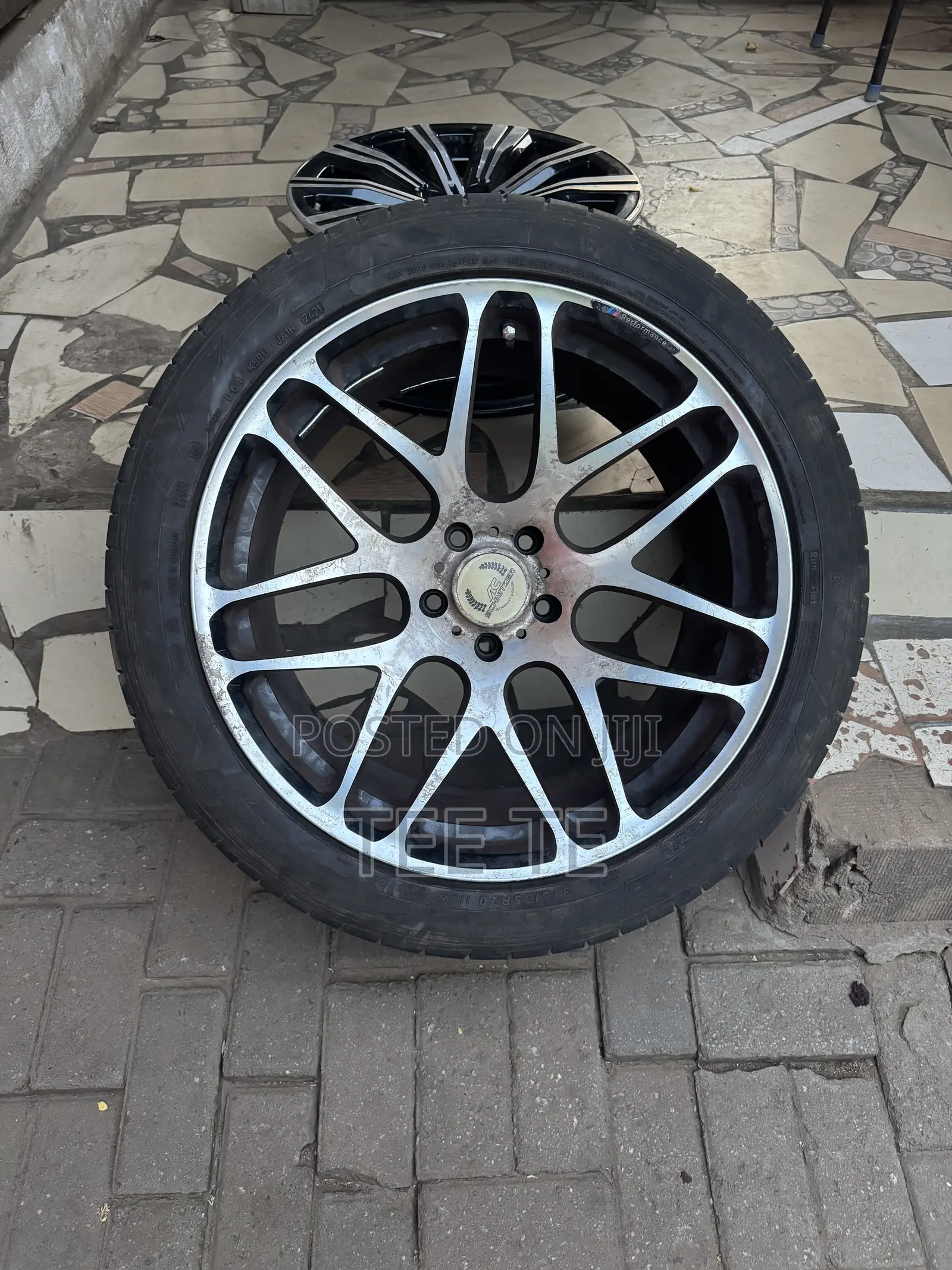 Rim With Tyre
