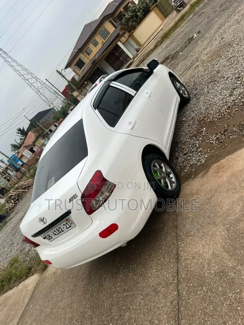 Toyota Belta 2010 White
