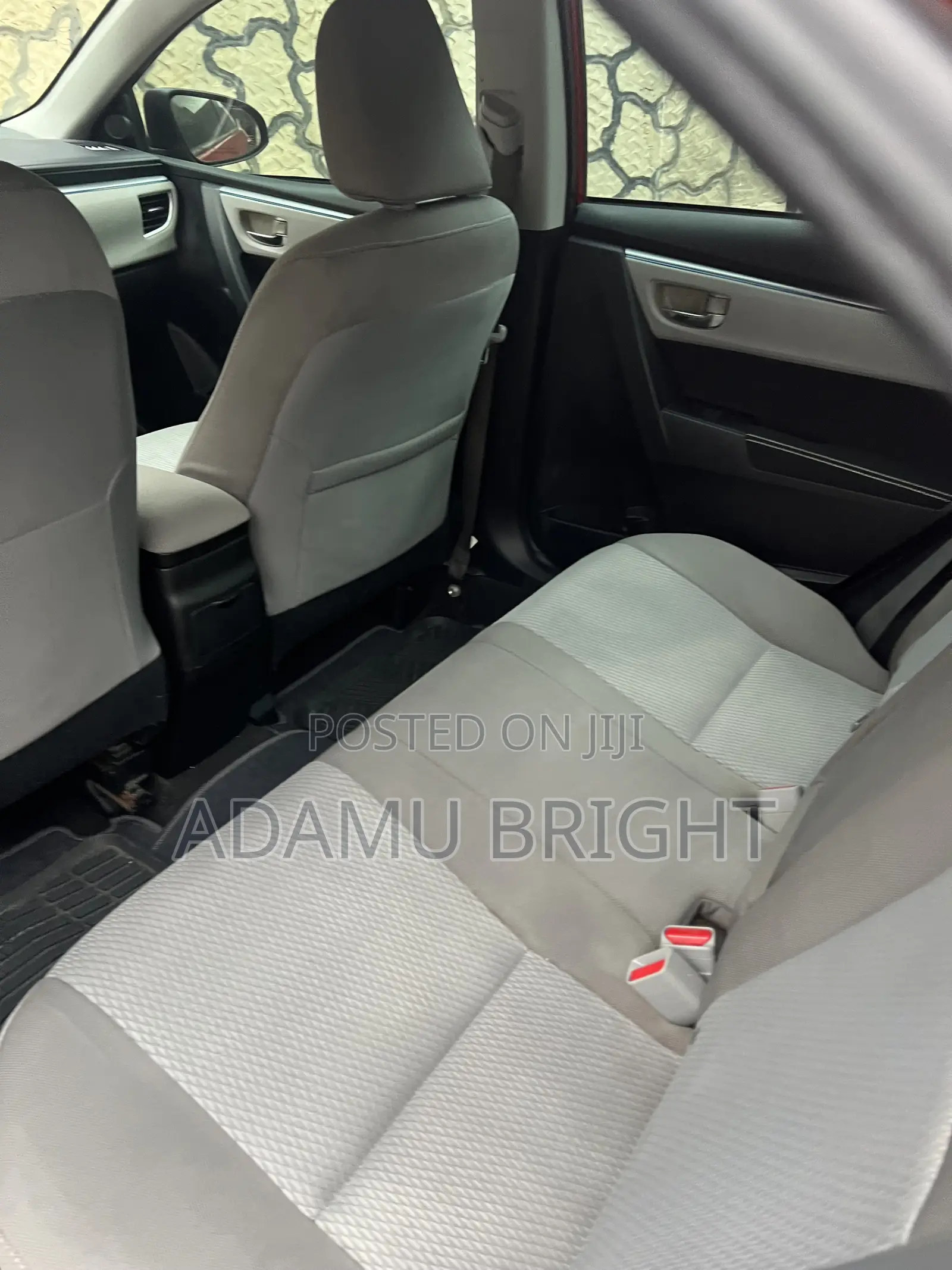 Toyota Corolla LE Eco 4dr Sedan (1.8L 4cyl CVT) 2016 Red