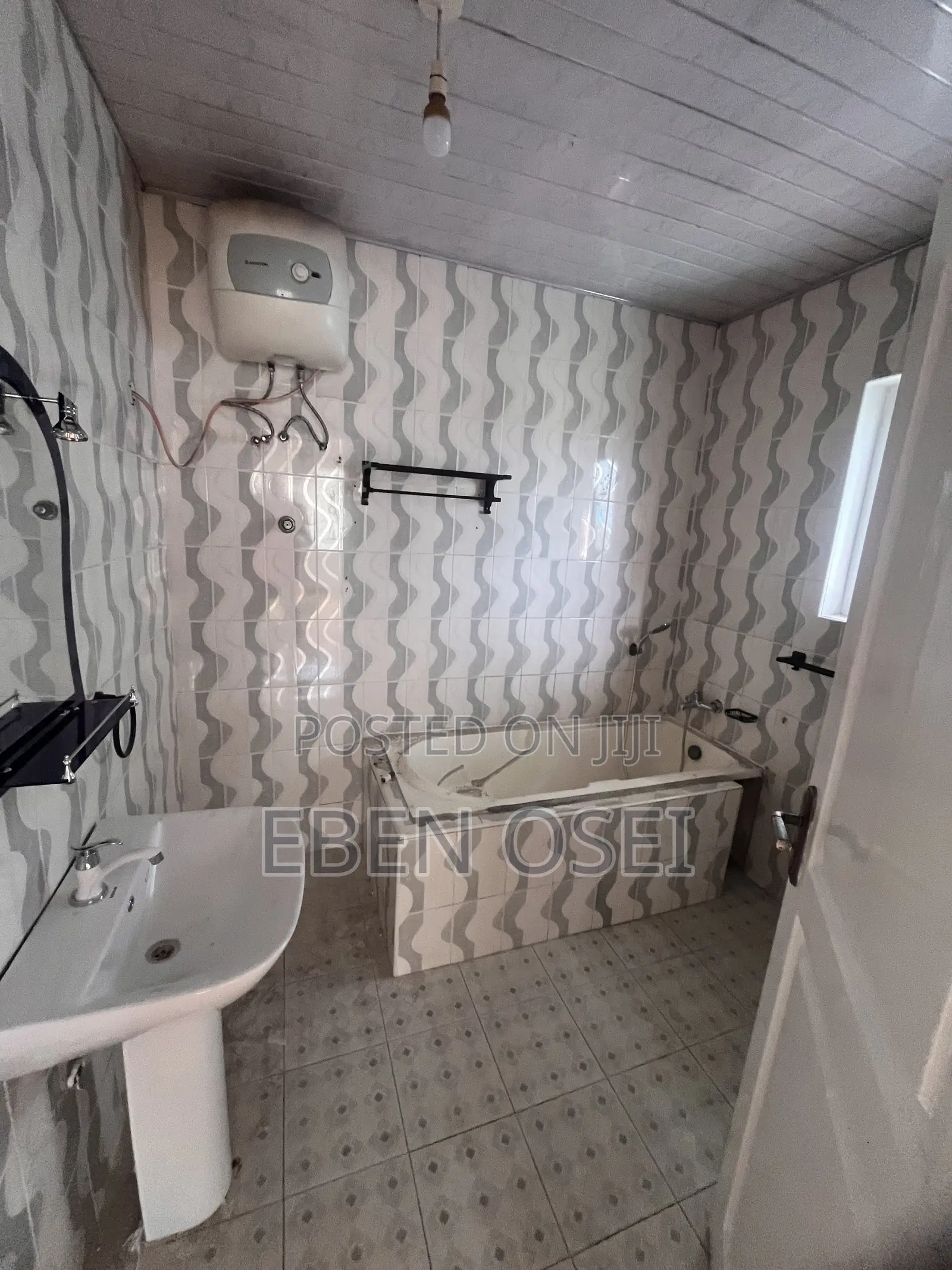 3bdrm Apartment in Dansoman for rent