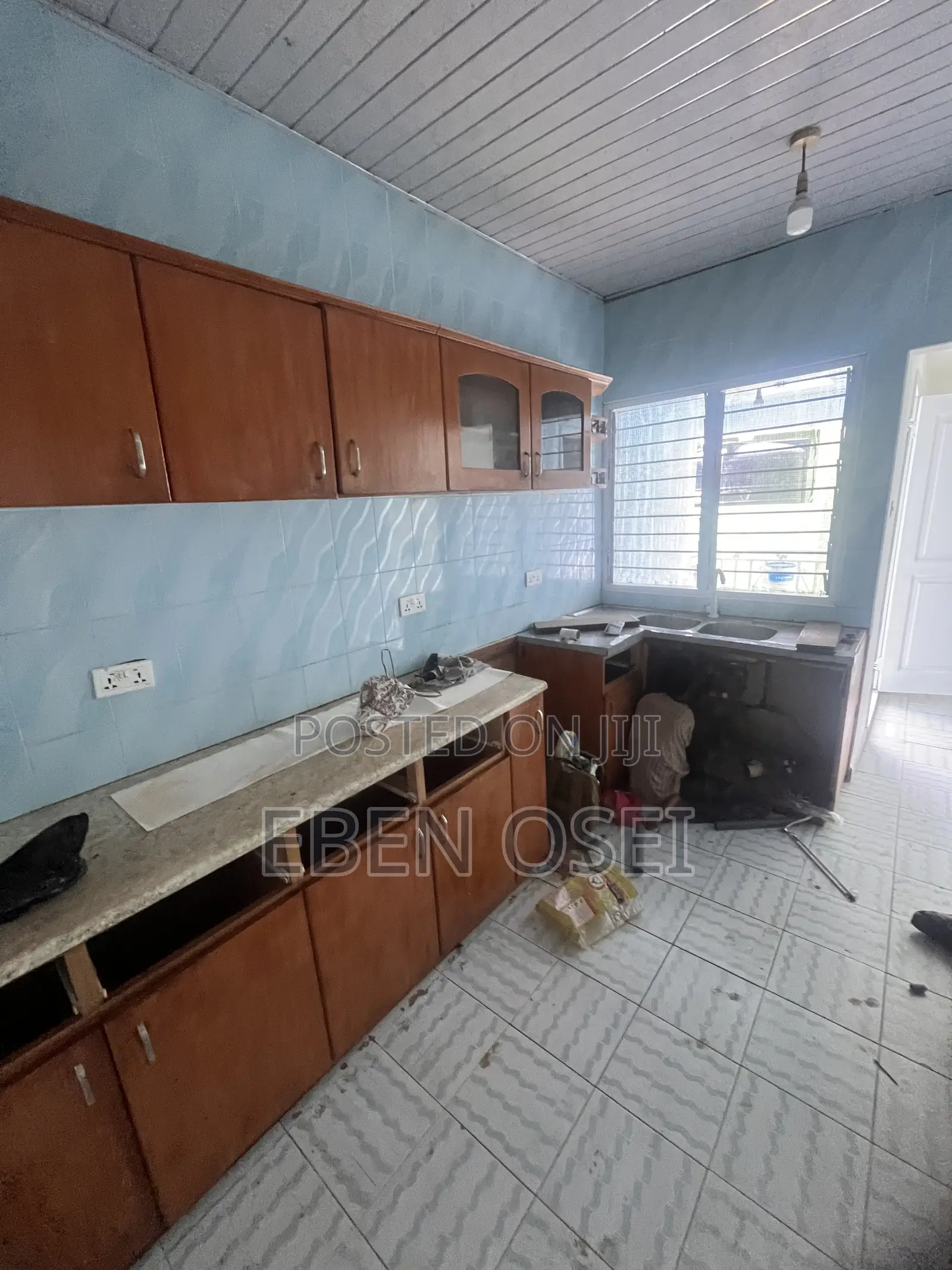 3bdrm Apartment in Dansoman for rent
