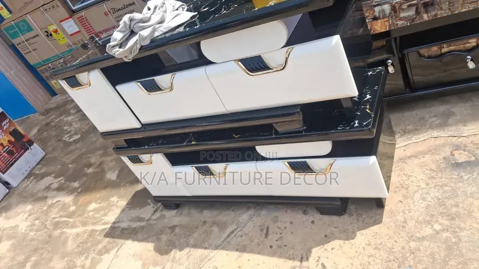TV Stand/Centre Tables