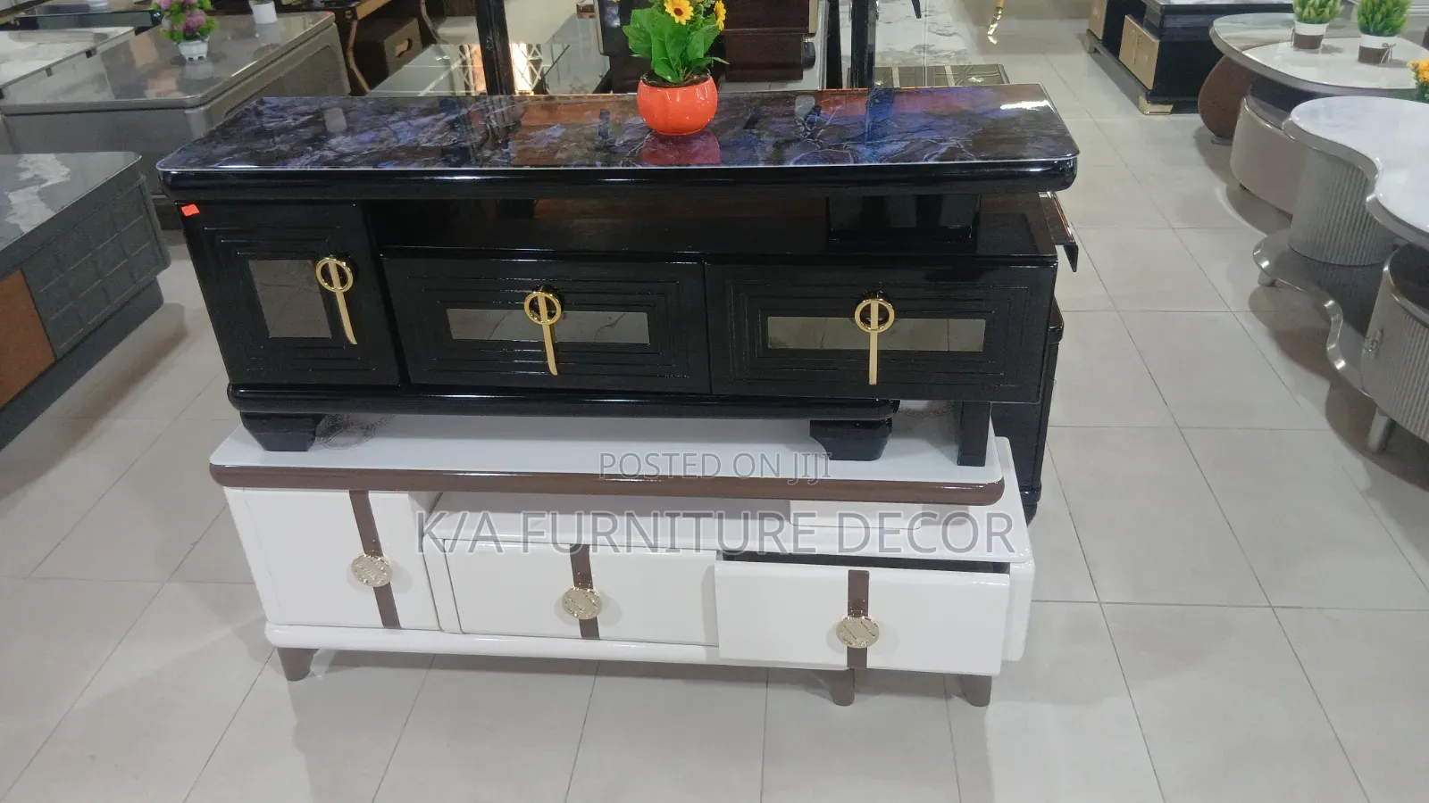 TV Stand/Centre Tables
