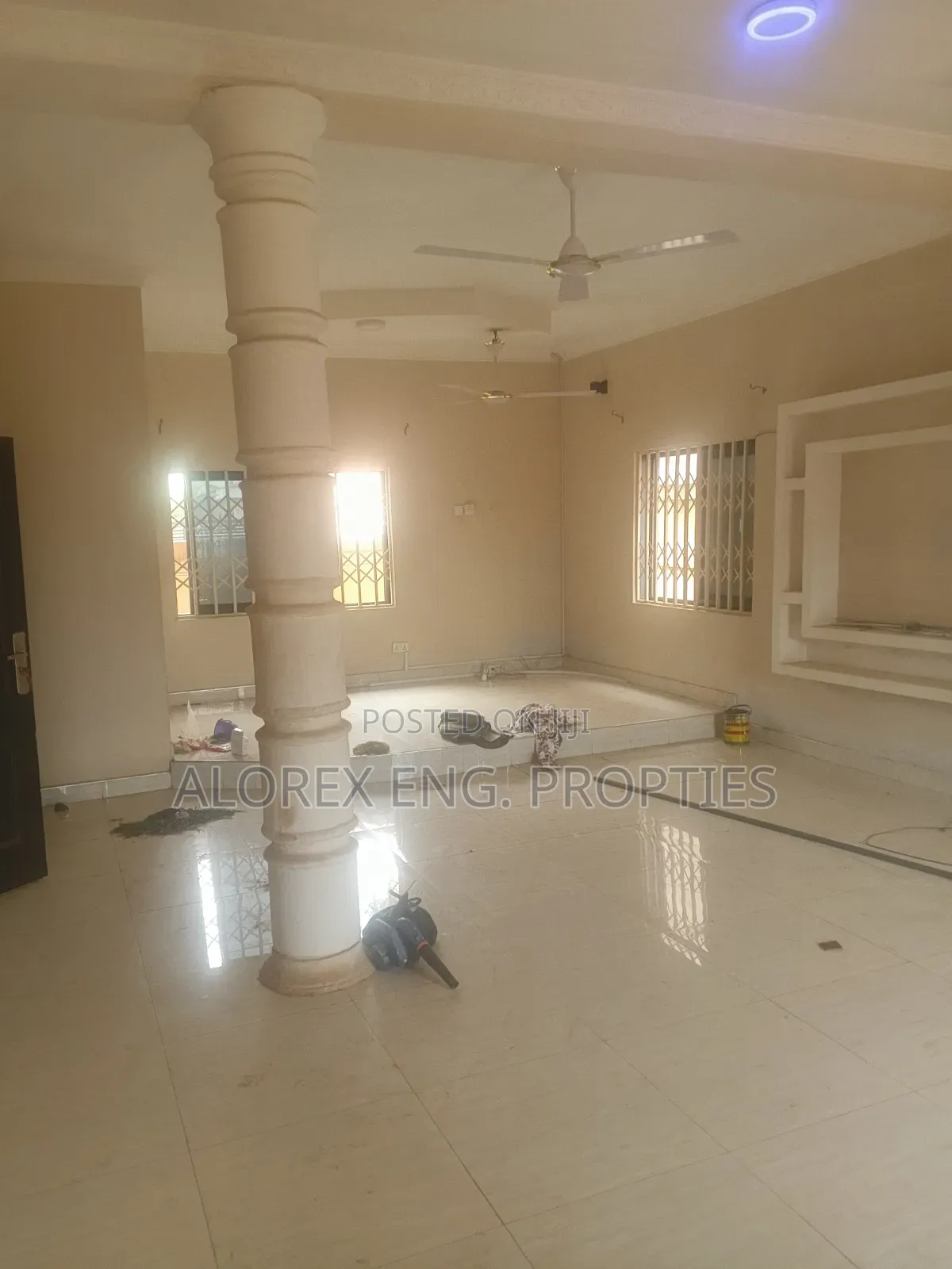 3bdrm Duplex in Executive, Ghana Flag for rent