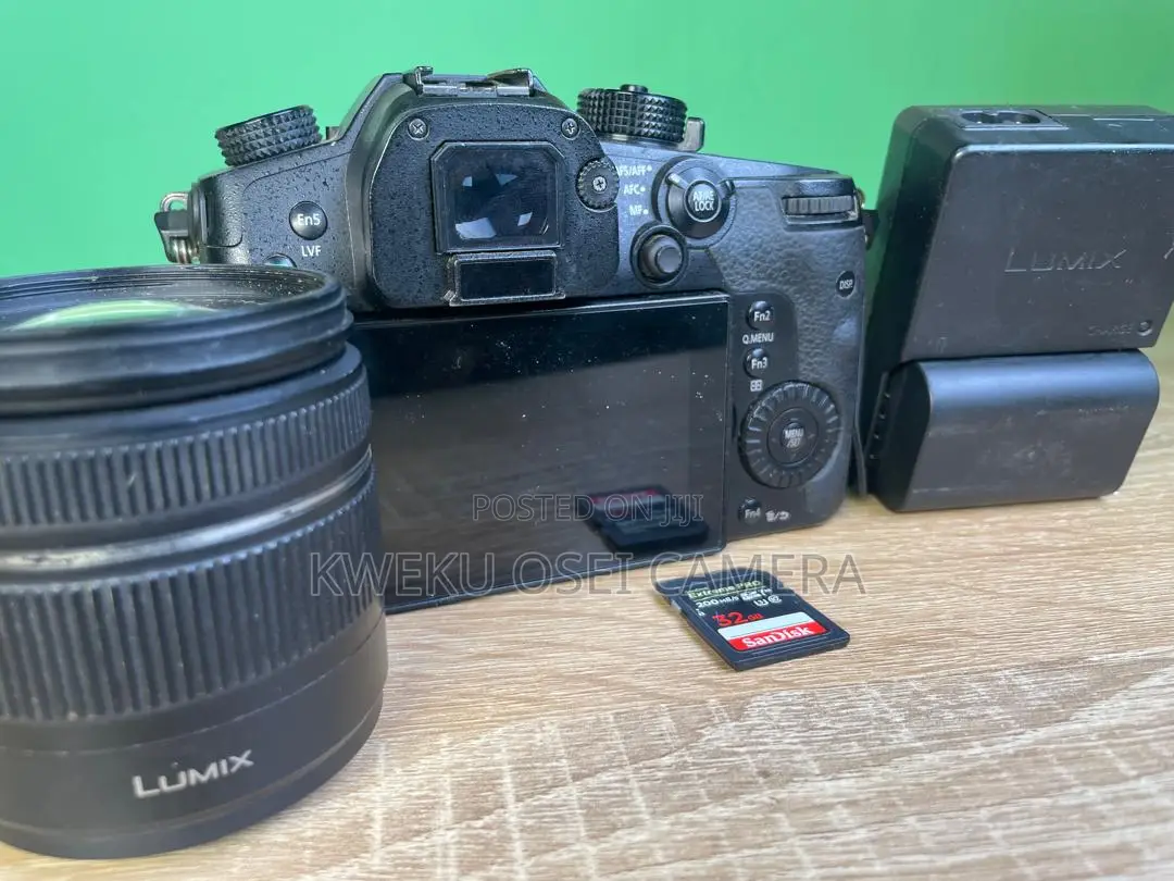 Panasonic Lumix GH5 With 14-42 MM Lens