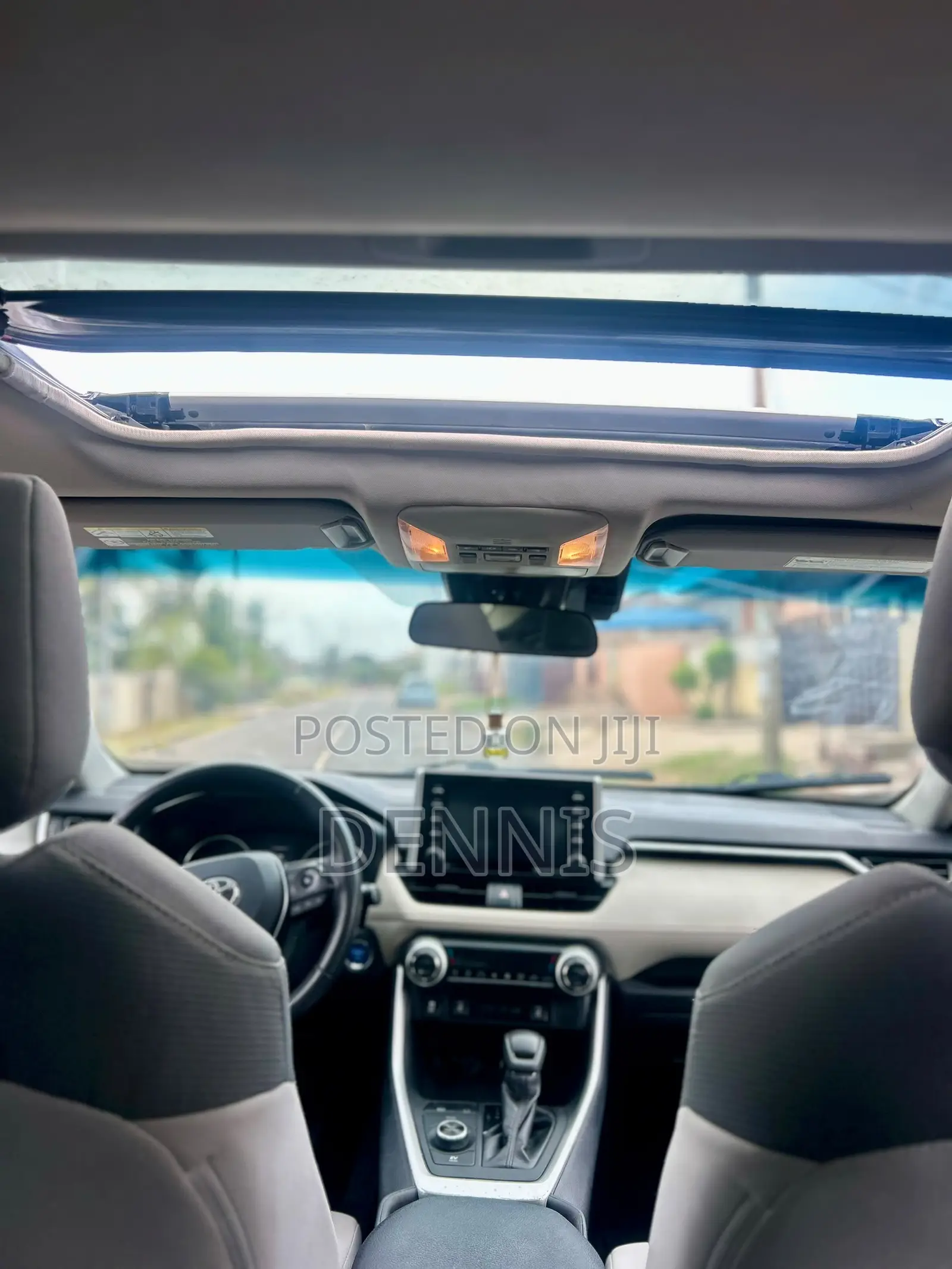 Toyota RAV4 XLE AWD 2019 Gray
