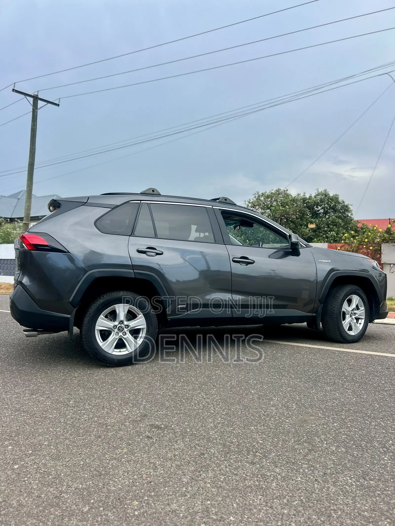 Toyota RAV4 XLE AWD 2019 Gray