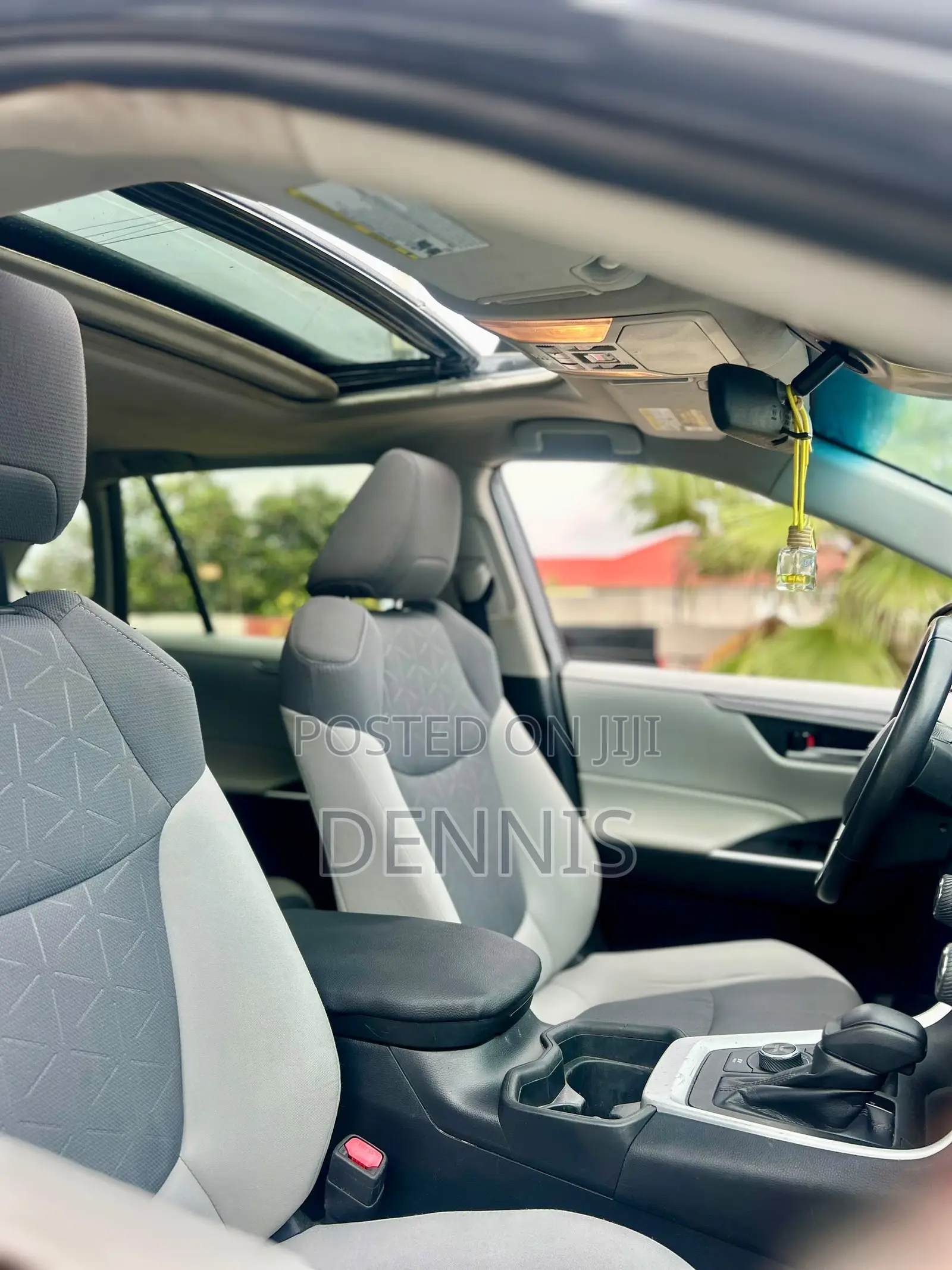 Toyota RAV4 XLE AWD 2019 Gray