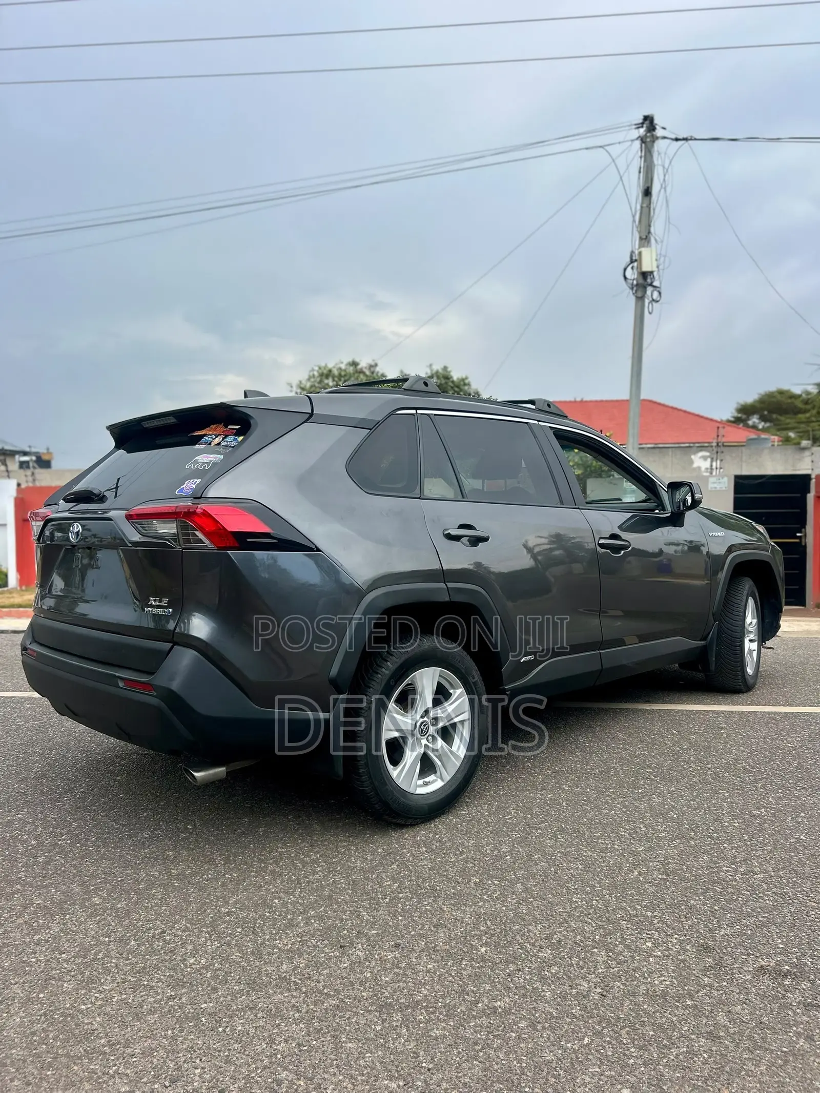 Toyota RAV4 XLE AWD 2019 Gray