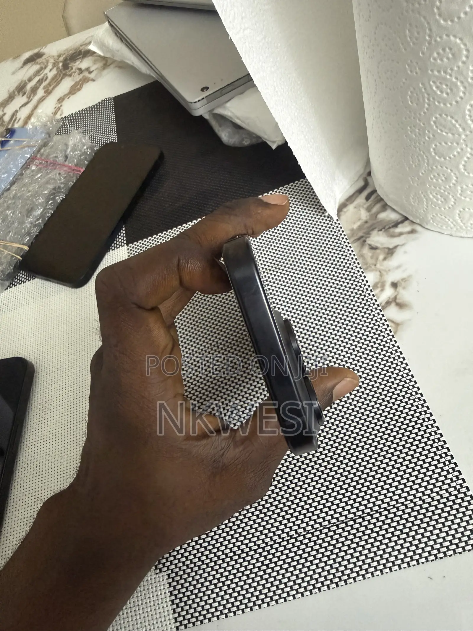 Apple iPhone 16 Pro 128 GB Black