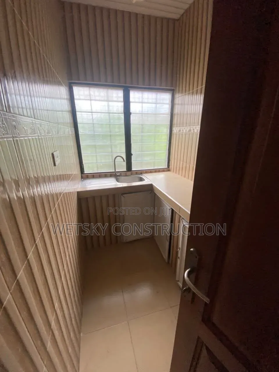 1bdrm Apartment in Awoshie- Fanmilk for rent