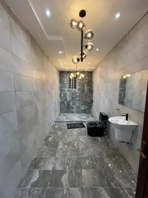 4bdrm Apartment in Mr Dominic Estate, Old Barrier for rent