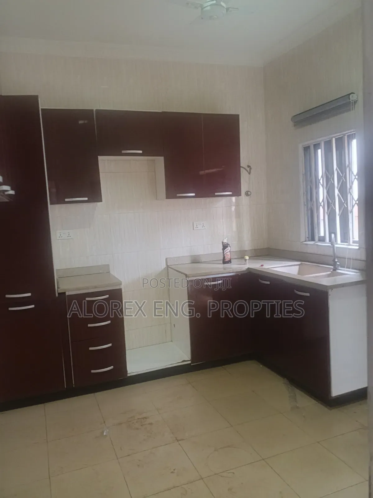 3bdrm Duplex in Executive, Ghana Flag for rent