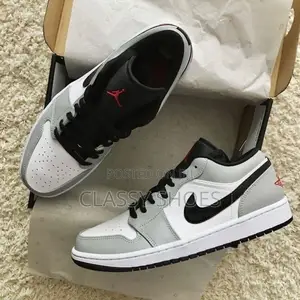 Jordan1 Low Ash and White