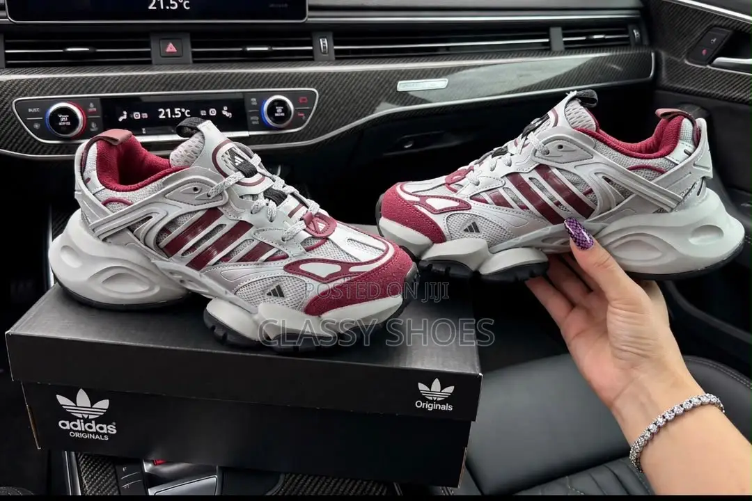Adidas XLG Runner Deluxe