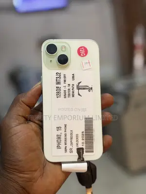 Apple iPhone 15 128 GB Green