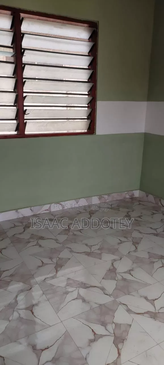 1bdrm Apartment in Nungua Bank Road, Baatsona Total for rent