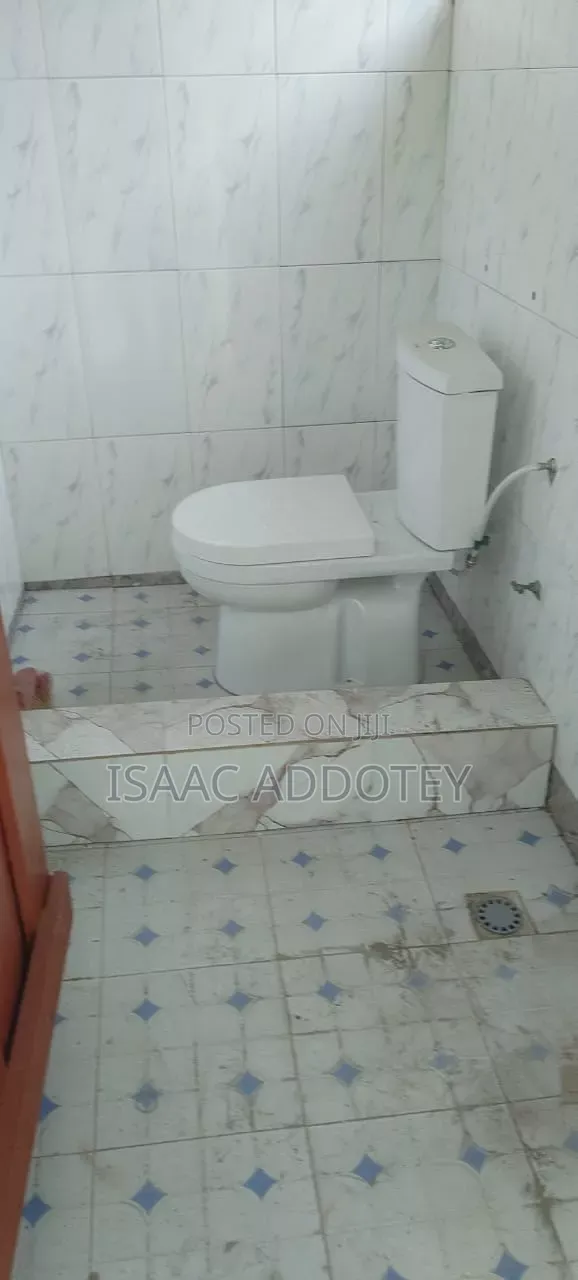 1bdrm Apartment in Nungua Bank Road, Baatsona Total for rent
