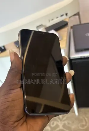 Apple iPhone 11 64 GB Black