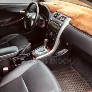 Toyota Corolla S 4dr Sedan (1.8L 4cyl 4A) 2013 Black
