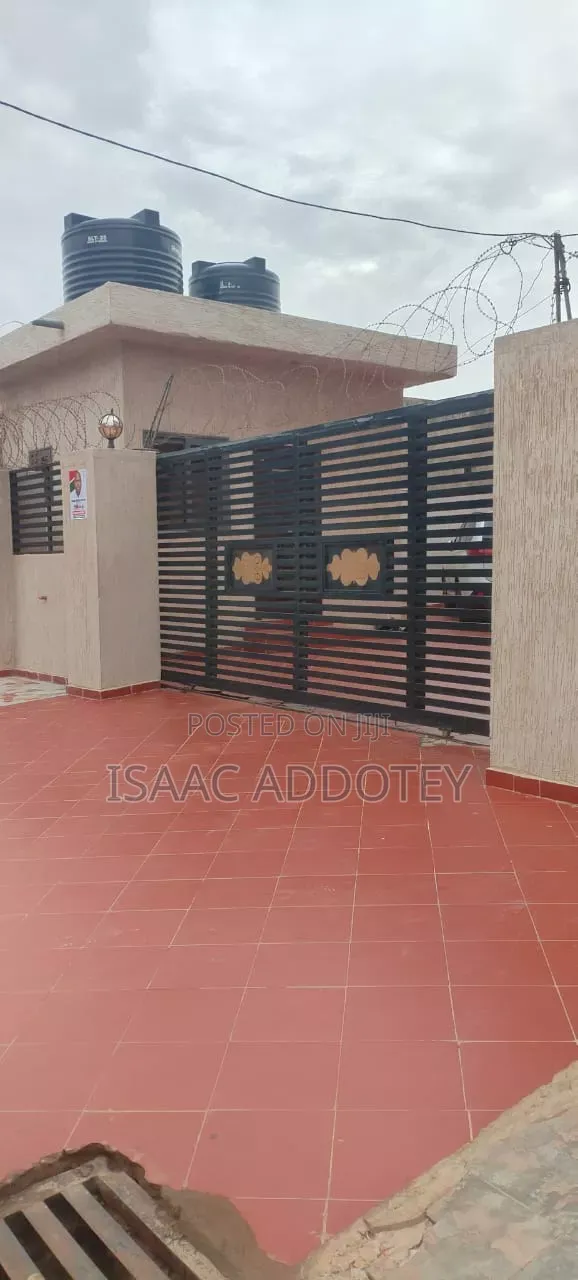 Furnished 2bdrm Apartment in Spintex Coastal, Baatsona Total for rent