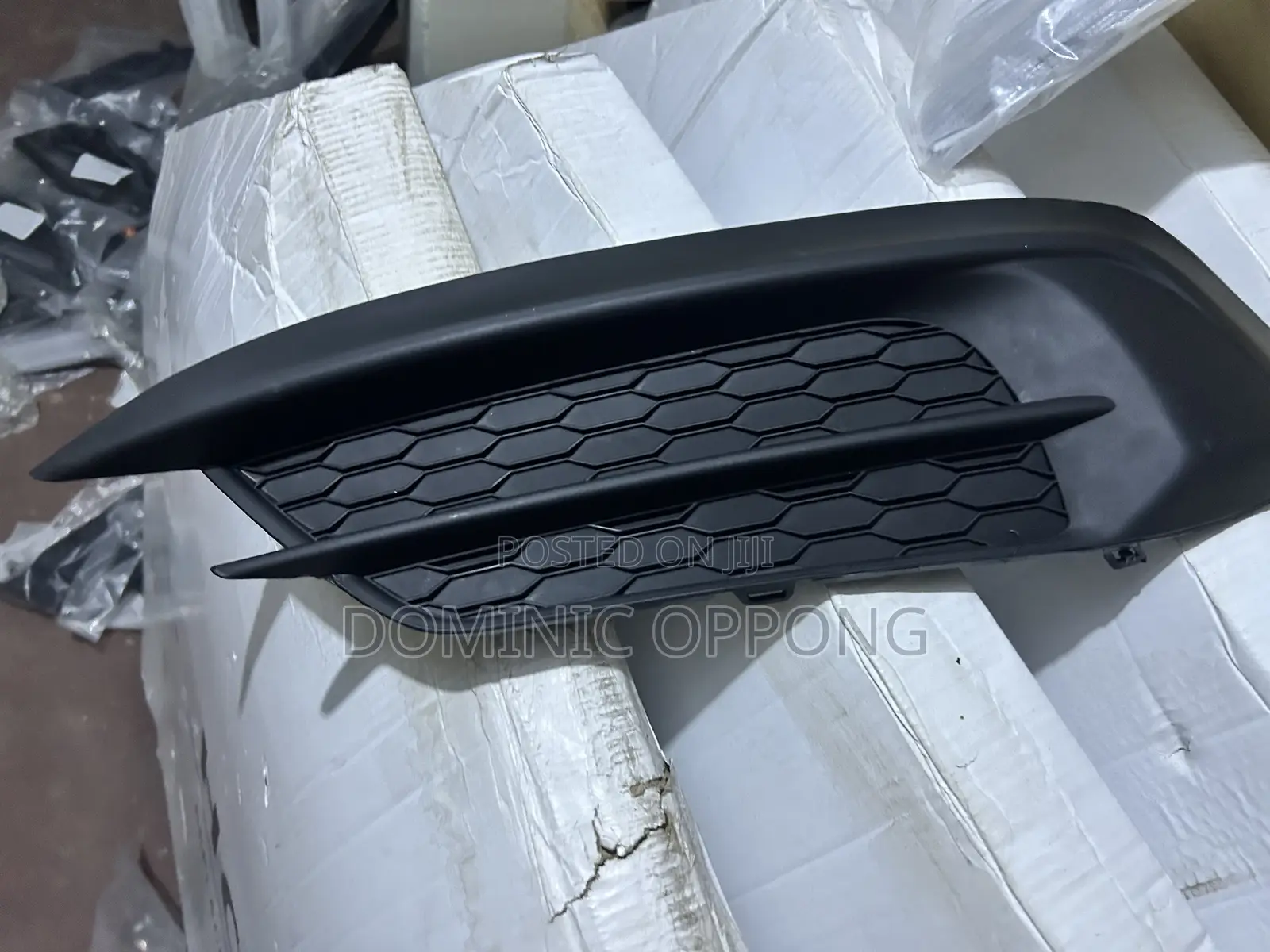 Honda Civic 2016-2017 Sealed Fog Light Cover