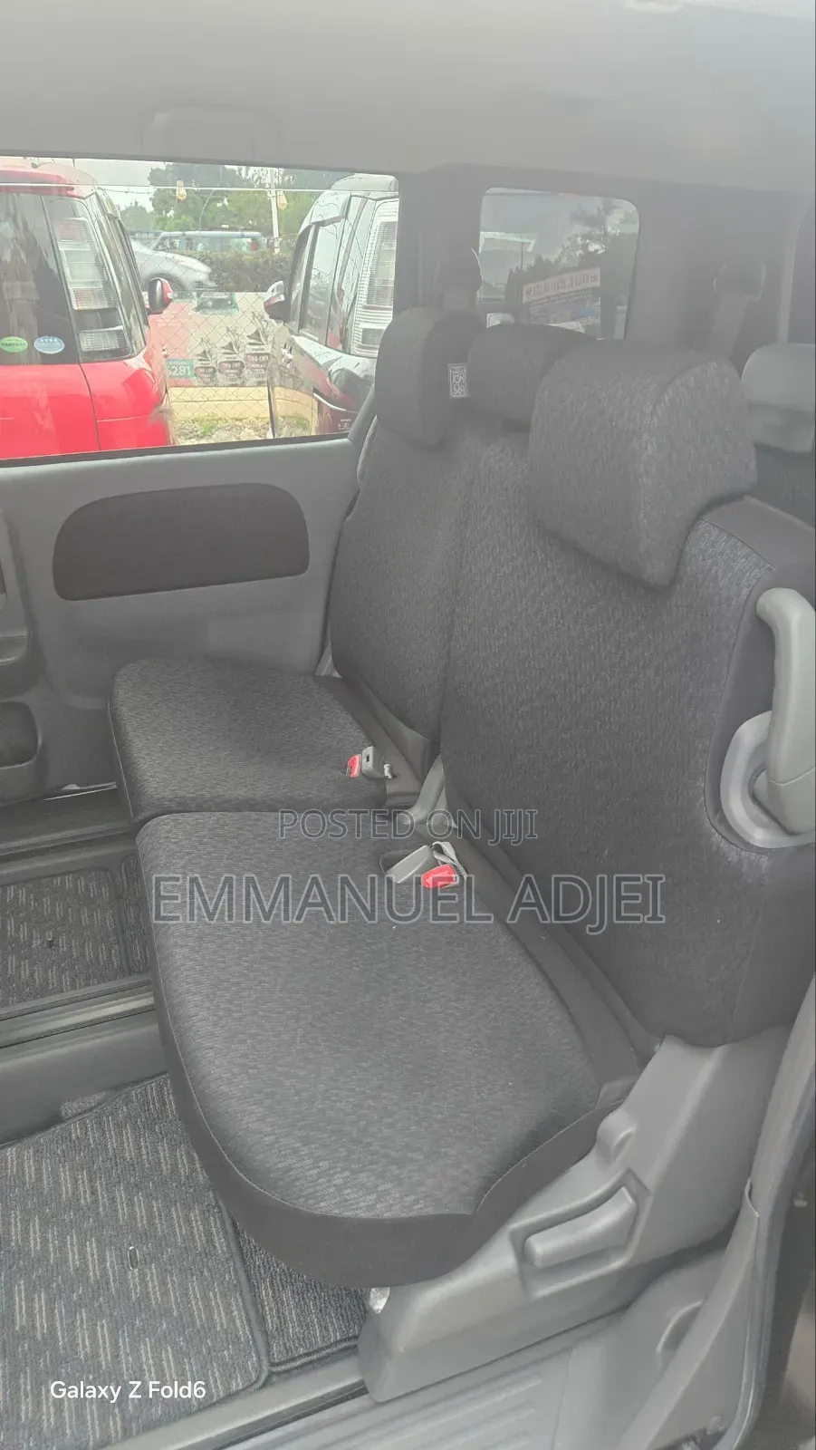 Toyota Sienta 2014 Maroon