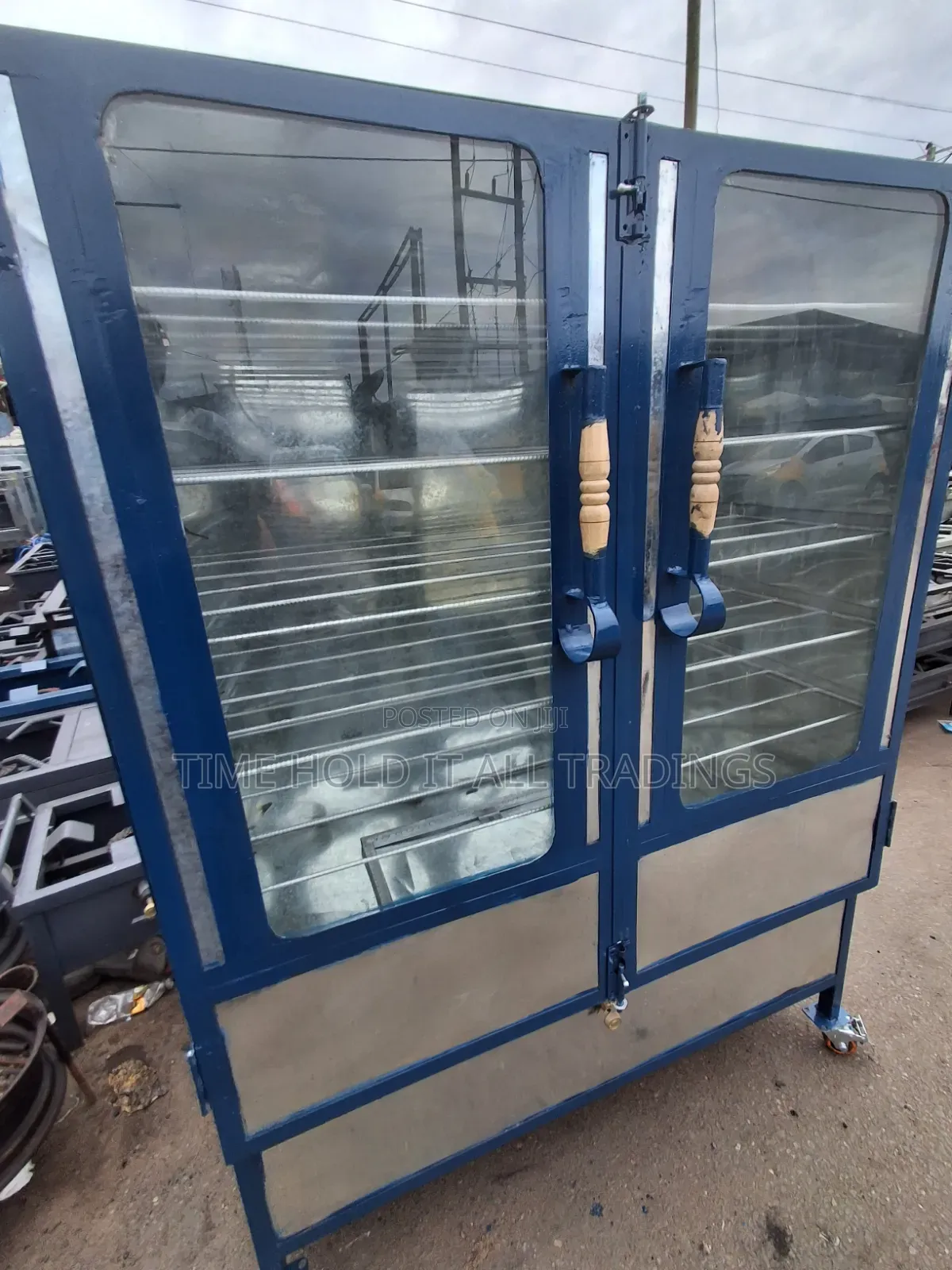 Half Bag Size Gas Oven for Baking of Bread and Grilling of Meat