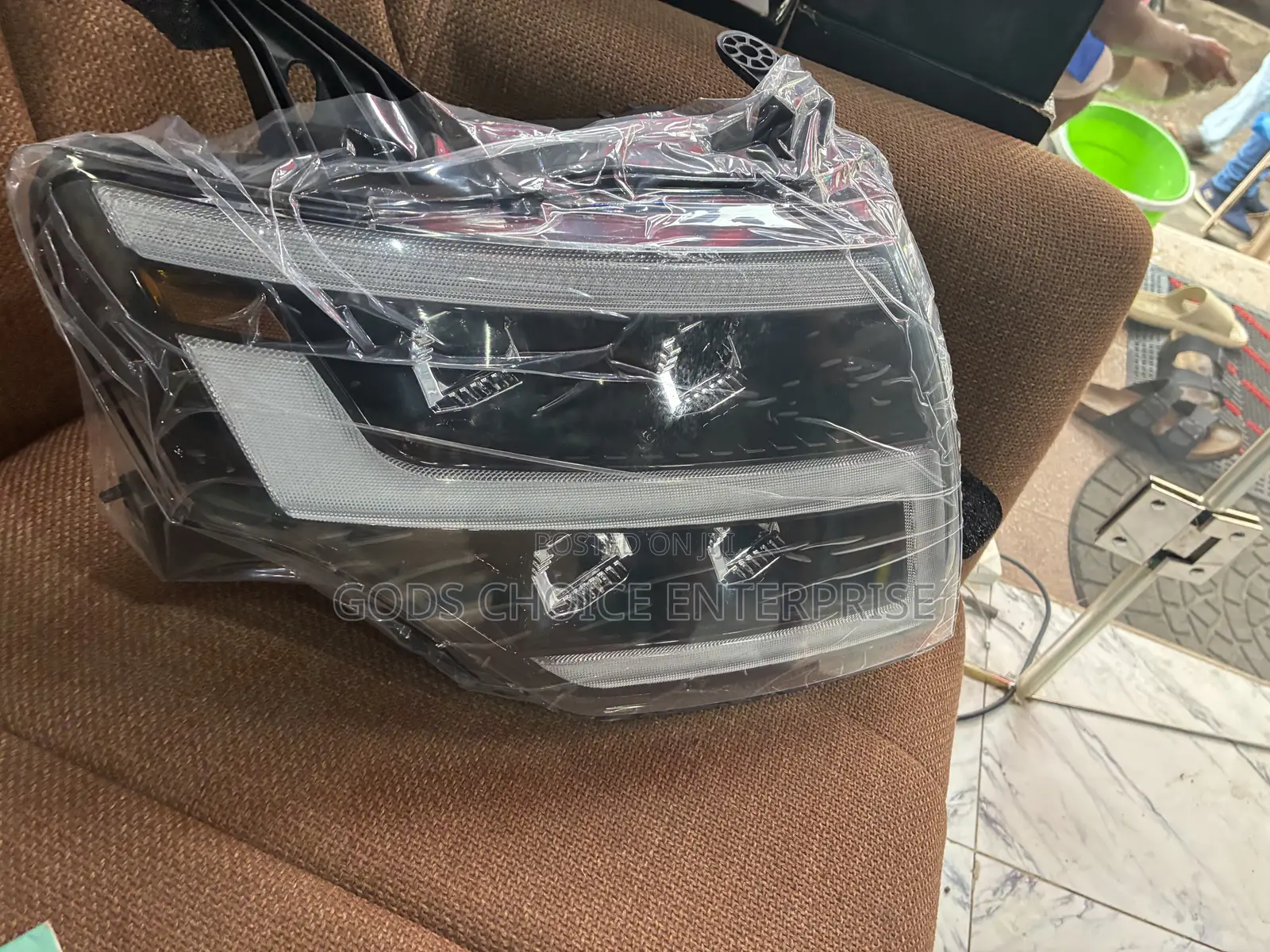 Headlight Pajaro 2009-2012-2015-2018-2020