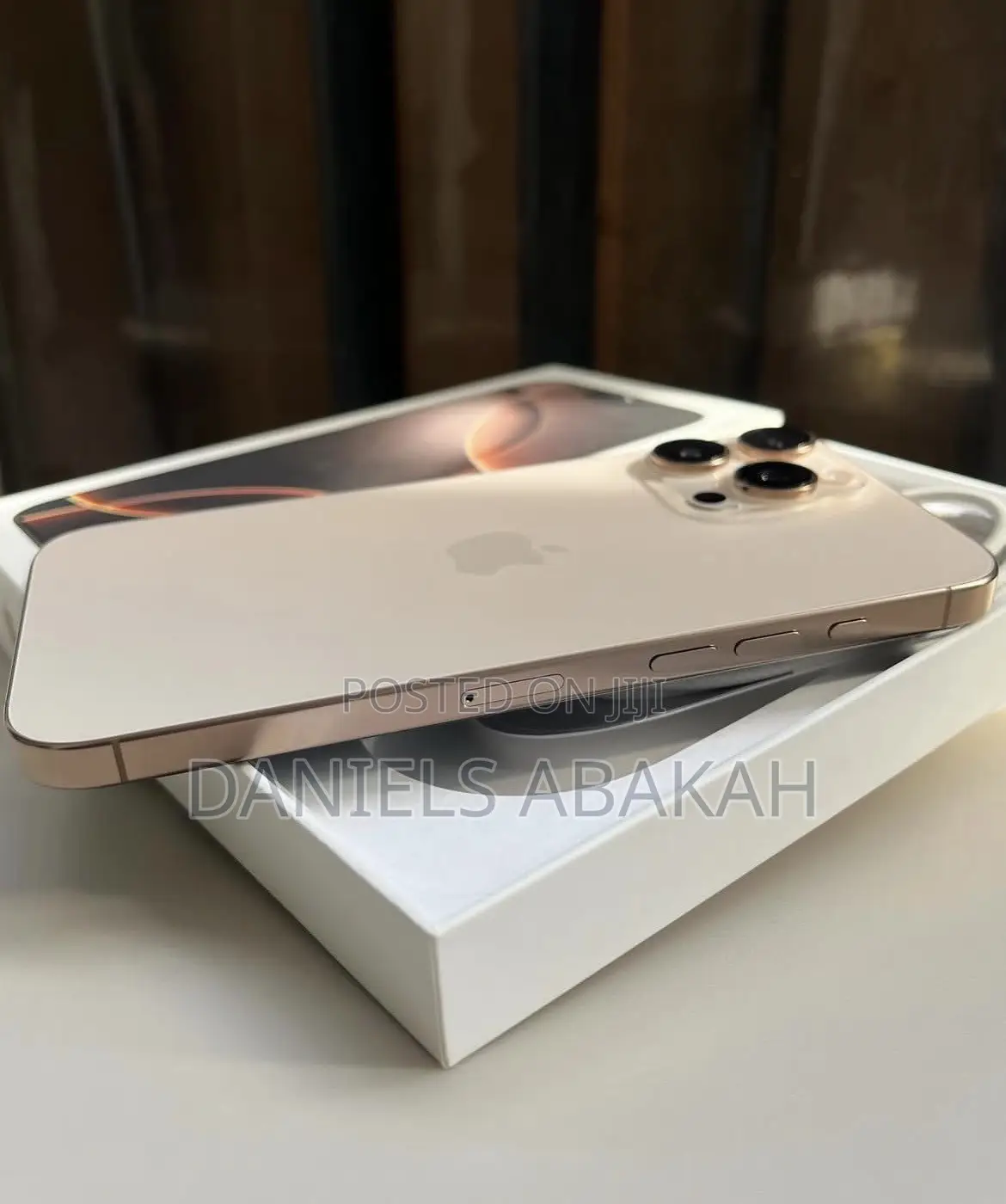 New Apple iPhone 16 Pro Max 512 GB Gold