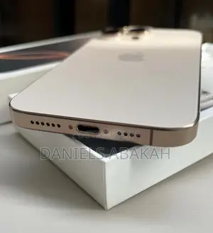 New Apple iPhone 16 Pro Max 512 GB Gold