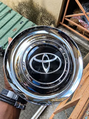 Toyota Floating Wheel Center Cap (Spinner Cap) - 4pcs