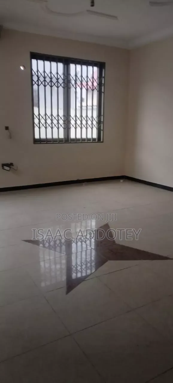 2bdrm Apartment in Spintex Marina Mall, Baatsona Total for rent