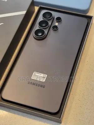 New Samsung Galaxy S26 Ultra 5G 1 TB Black