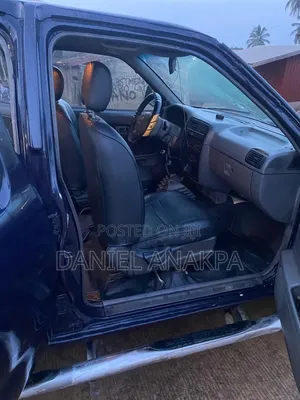 Nissan Hardbody 2009 Blue