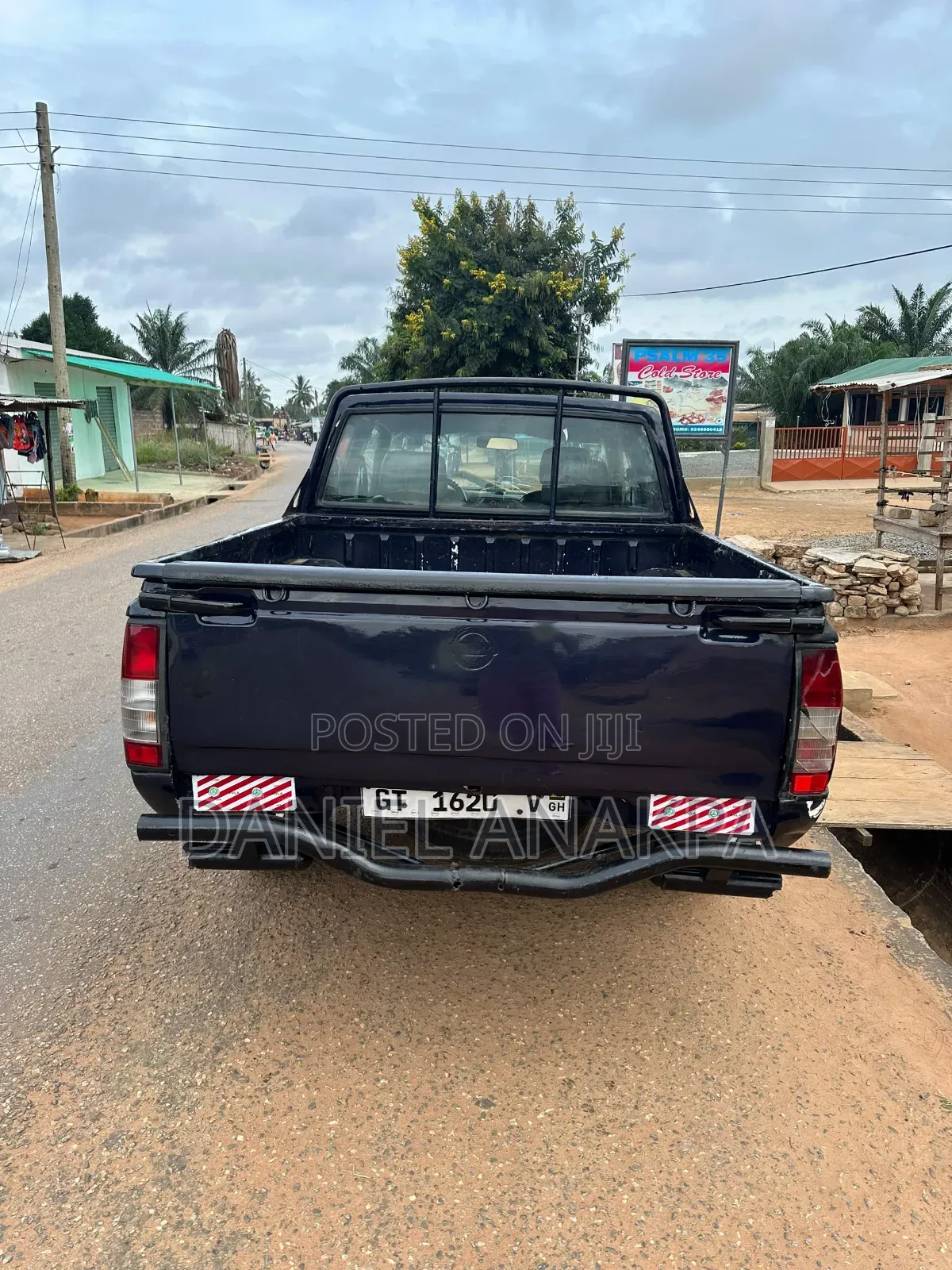 Nissan Hardbody 2009 Blue